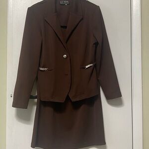 Chic Brown Blazer and Skirt Set with Silver Details